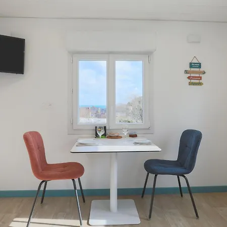 فندق مبيت وإفطار Fusains 5 Petit-dejeuner Vue *